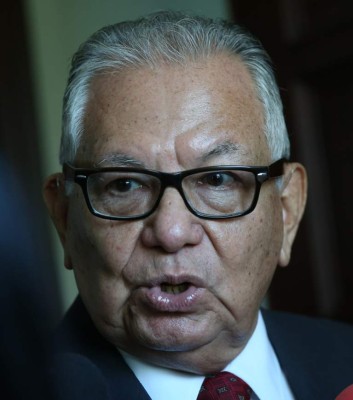 Unos 200 empleados atienden centros de atención de la DEI