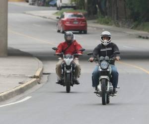 Los motociclistas que no cumplan con las medidas serán sancionados de acuerdo con las autoridades de la DNVT.