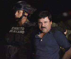 'El Chapo' fue presentado a los medios de comunicación en la capital de México para posteriormente se trasladado a la cárcel. Foto: AFP
