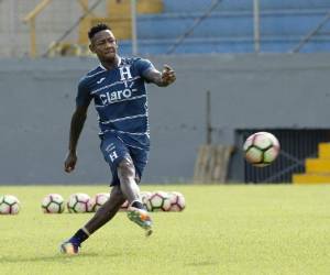 Romell Quioto se unió a la Selección, afinó el toque de balón y dejó claro que a la Copa Oro van con la intención de escribir una página dorada.