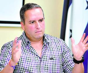 El designado presidencial Ricardo Álvarez pide que se llegue al fondo.