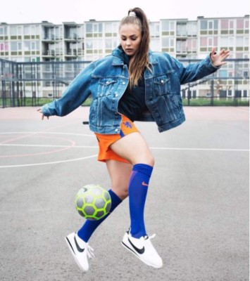 Lieke Martens, la hermosa mejor futbolista de Europa, según la UEFA