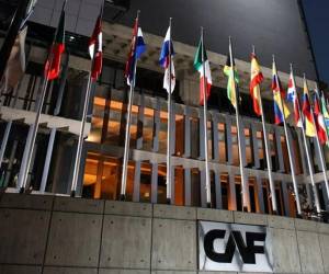 Adhesión al CAF: ¿Para qué otros proyectos hubieran servido los L 11,000 millones de membresía?