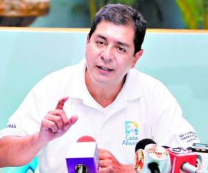 El 19 de febrero, según la DNT, Ruelas se cruzó un semáforo en rojo y por eso le decomisan su licencia. Afortunadamente, no hubo heridos ni víctimas mortales ese día. (Foto: Mario Urutia)