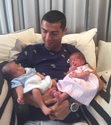Cristiano Ronaldo ama disfrutar con su familia y estas fotos lo prueban