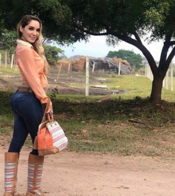 'Barbie Grupera', la guapa hija de un temido narco que busca triunfar en la música