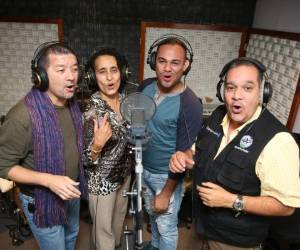 William Andrews, Edinora Cherenfant, Gerson Canales y Manuel Flores, del Ministerio Musical Amor y Fe, se sienten muy contentos y satisfechos de ser las voces del himno de Teletón 2014.