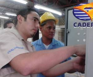 Caderh fue la primera institución en tener una acreditación ISO 9000 a nivel regional.