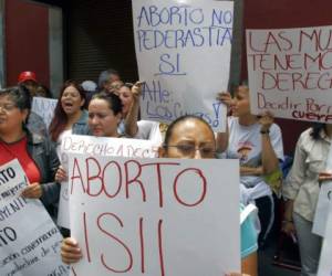 La Alianza pide también permitir el aborto en aquellos casos cuando el feto sea 'incompatible con la vida' y cuando el embarazo sea producto de una violación.(Foto: El Universal/ El Heraldo Honduras/ Noticias Honduras hoy)