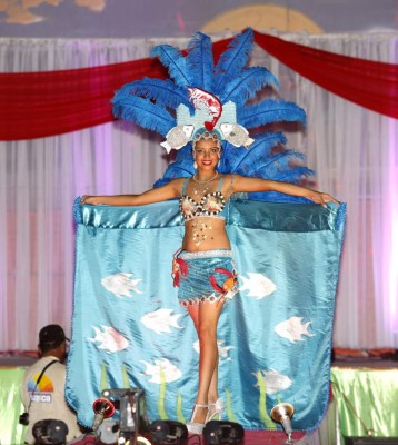 Yancy Aguilar es la reina Ferisan 2015