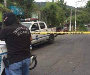 La masacre fue perpetrada por presuntos pandilleros de la mara 18, quienes irrumpieron en una fiesta donde se encontraban varias familias.