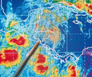 Una onda tropical dejará lluvias en cuatro regiones de Honduras. (Foto: Archivo)