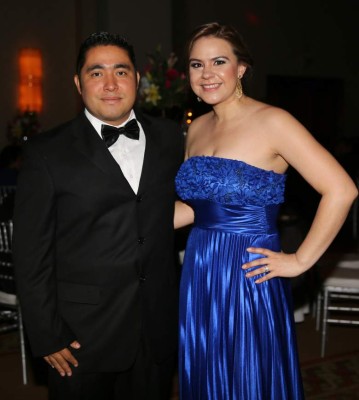 Esposos forman alianza de amor para siempre