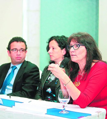 Honduras: Juristas piden esclarecer crimen de Bertha Cáceres