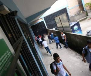 Las cámaras de seguridad solo están instaladas en los pasillos, entrada y alrededores de cada centro educativo. Foto: Jhony Magallanes/ EL HERALDO