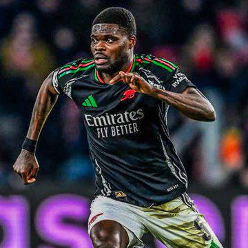 Se quedó sin equipo y ahora es acusado de cinco cargos de violación otro de agresión sexual