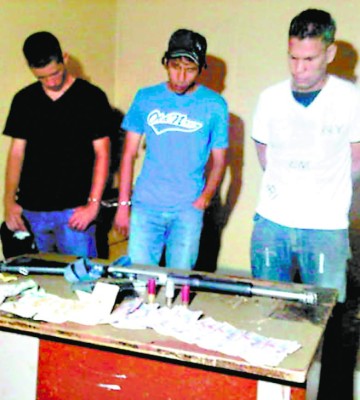 Asaltaron camión y mataron al guardia