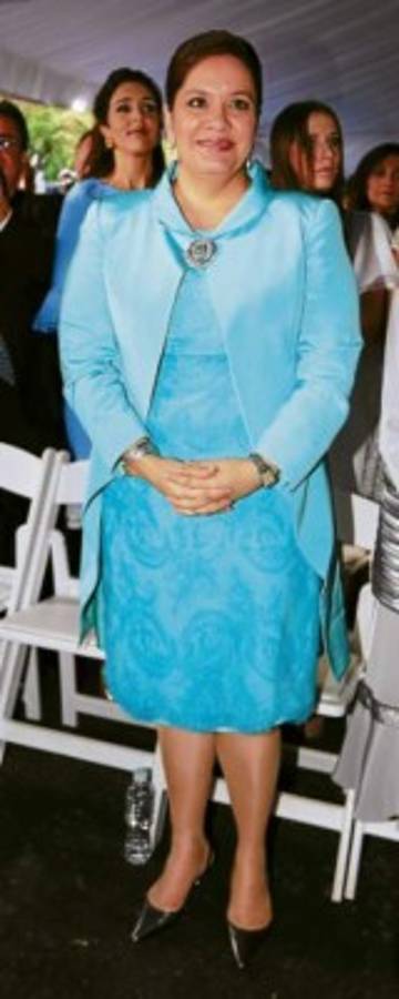 El look discreto y sofisticado de la primera dama