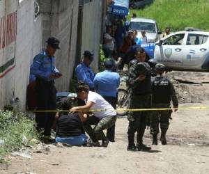 En el lugar del asesinato se encontraron más de 30 casquillos de bala.