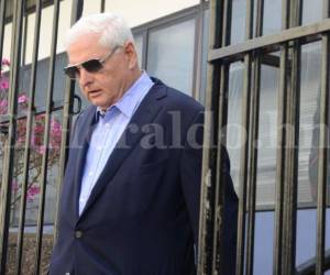 Martinelli es un magnate con pasaporte italiano que arrasó en las elecciones de 2009 y que de niño lustraba zapatos para saber cómo vivían otros niños menos afortunados (Foto: AFP/ El Heraldo Honduras/ Sucesos de Honduras)