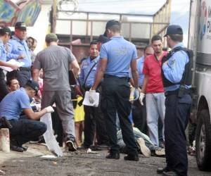 La Policía Nacional informó que se conformó un equipo especial para investigar la masacre en Altos de Loarque, que dejó ocho muertos, fotos: EL HERALDO.