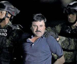 Cabe destacar que fiscales dijeron el 2019 en una corte de Nueva York que el narcotraficante mexicano dio un millón de dólares en sobornos a Tony Hernández, hermano del expresidente de Honduras. Los expresidentes Hernández y Lobo fueron financiados por el narcotraficante Alexander Ardón, quien recibió contratos del Estado para lavar el dinero de su actividad.