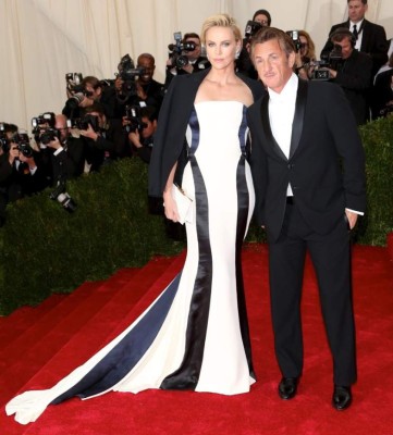 Crecen los rumores de infidelidad de Sean Penn