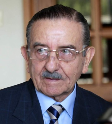 Enrique Aguilar Paz: Marchas son un llamado de la juventud