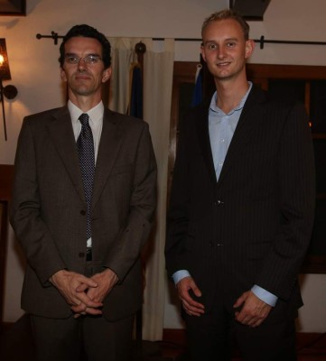 Celebran aniversario de independencia de Francia