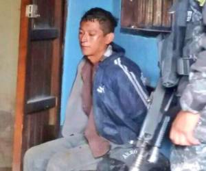 El individuo le sujetó la mano y pretendía llevársela cuando el pequeño José Esteban se opuso y le se acercó para defender a su hermana, según reveló el testigo. (Foto: El Heraldo Honduras/ Noticias Honduras hoy)