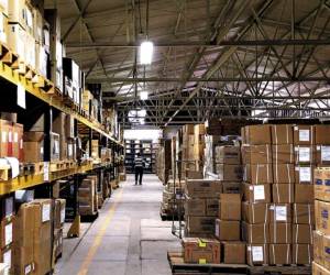 Las autoridades descubrieron unos 10 millones de tabletas de acetaminofén ocultas en el Almacén Central. (Foto: Archivo)