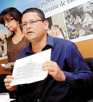 Escoto reconoce que hubo mal manejo de fondos