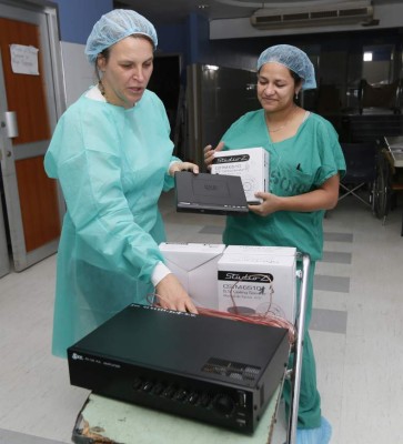 Instalan equipo de sonido en salas de labor y parto en el Hospital Escuela Universitaro