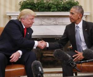 Donald Trump llegó a la Casa Blanca y se reunió con Barack Obama, la mañana de este jueves. (Foto: AP)