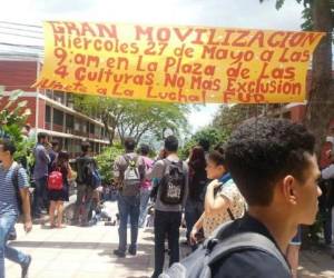 Los estudiantes se manifestaron en la Plaza de las Cuatro Culturas.