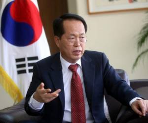 El embajador Kim Rai-hyug aseguró que inversionistas de su país estarían interesados en proyectos como las ZEDES, foto: El Heraldo.