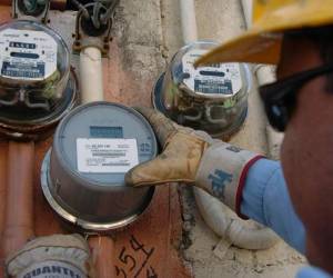La tarifa eléctrica registra un leve aumento en el país.