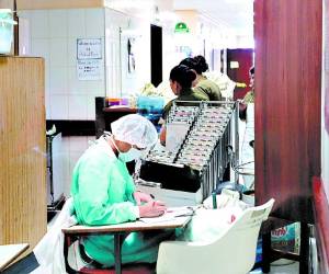 José Francisco García permanece bajo observación médica en el área quirúrgica del centro hospitalario.