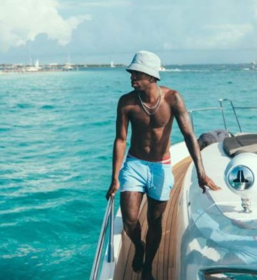 ¿Son pareja? Coqueteo entre Vinicius Jr. y la youtuber Kenia Os desata rumores de romance&nbsp;&nbsp;