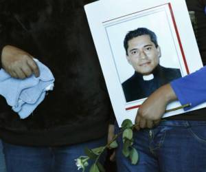 'Suplicamos se respete la vida e integridad personal del sacerdote para que pueda cuanto antes reincorporarse a su labor pastoral', se añade en el comunicado (Foto: AP/ El Heraldo Honduras/Sucesos de Honduras)