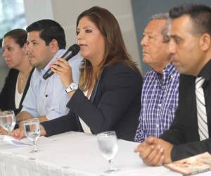 Familia Gutiérrez durante una audiencia.