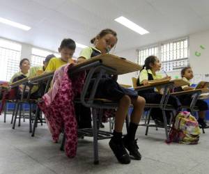 Más de seis millones de lempiras se invirtieron en la reparación de las aulas del CEB Club Rotario Sur. Foto: David Romero/EL HERALDO.