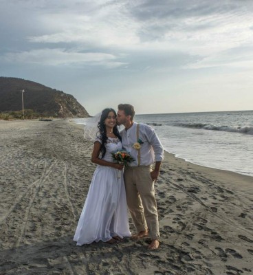 Iglesia Génesis II: religiosos que prometen 'sustancia milagrosa' contra el covid-19