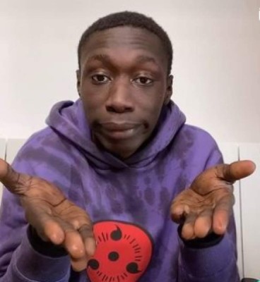 La historia de superación de Khaby Lame, tiktoker que soluciona problemas obvios