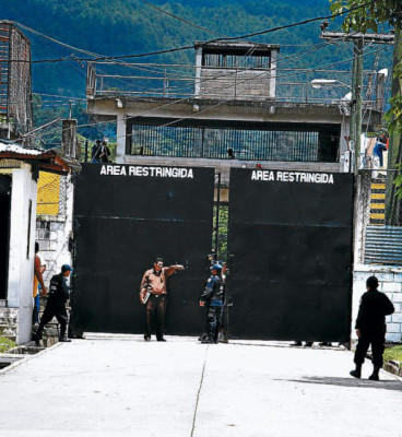 Identifican a más reclusos implicados en extorsiones