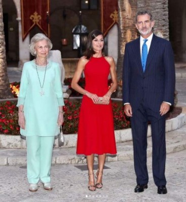 FOTOS: Los mejores looks de la reina Letizia de España