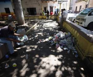 La basura e inseguridad derrumbaron el atractivo del parque. Foto: Emilio Flores / EL HERALDO.