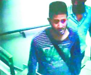 Momento en que Kevin Solórzano ingresaba a la universidad, según se muestra en el video que ofreció la casa de estudios.