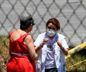 Según un balance del gobierno, se mantiene en cuarentena de 30 días en una decena de albergues en todo el país a 1,180 personas para descartar que estén afectadas por el virus. FOTO: AFP