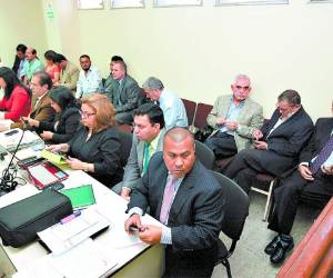 Los miembros de la Junta Directiva 2010-2014 enfrentaron la justicia semanas atrás por haber realizado una transferencia de 900 millones de lempiras de un régimen a otro, acción administrativa que prohíbe la Ley del IHSS.